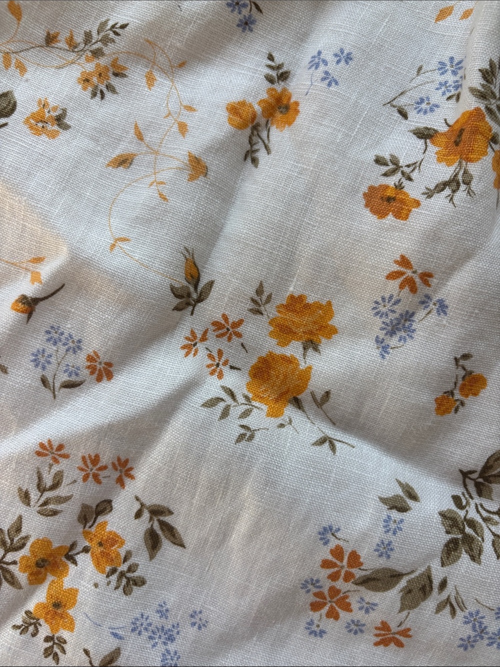 Reformation White Floral Smocked Dress with Puff Sleeves - Picture 2 of 4